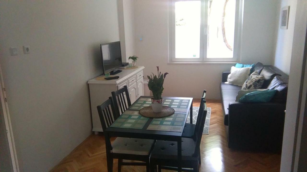 Rose 2 Apartment